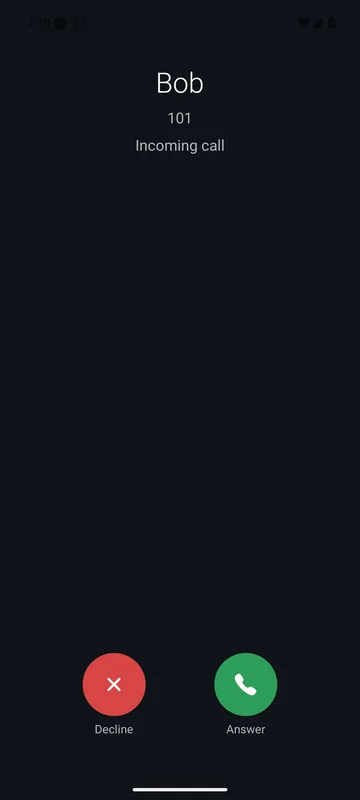 The 4voice app ringing from a closed state: caller Bob, extension 101, with Decline and Answer buttons